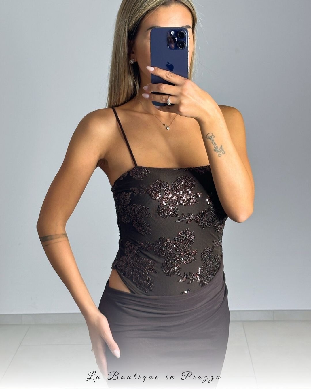 Abito Asja