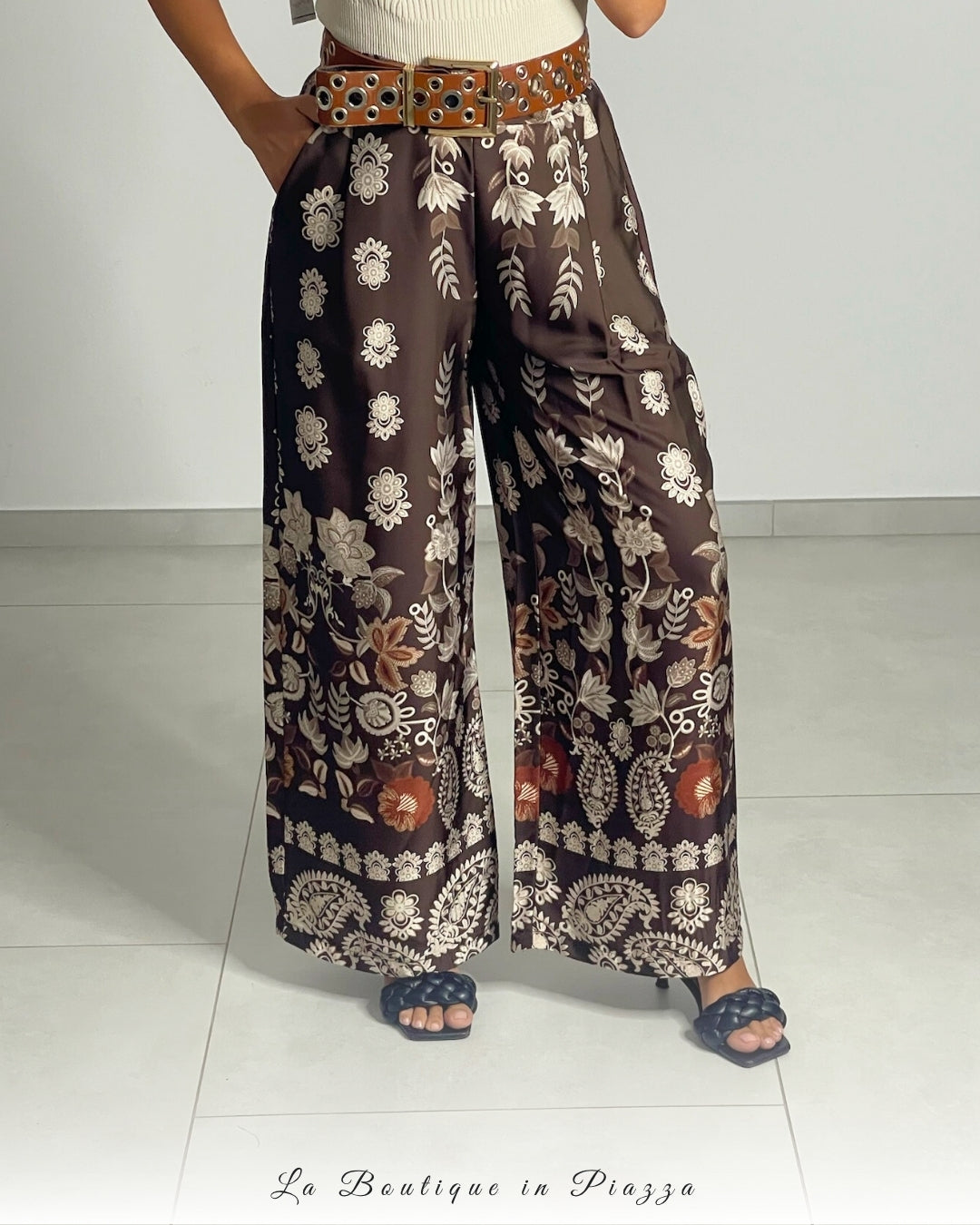 Pantalone raso fantasia