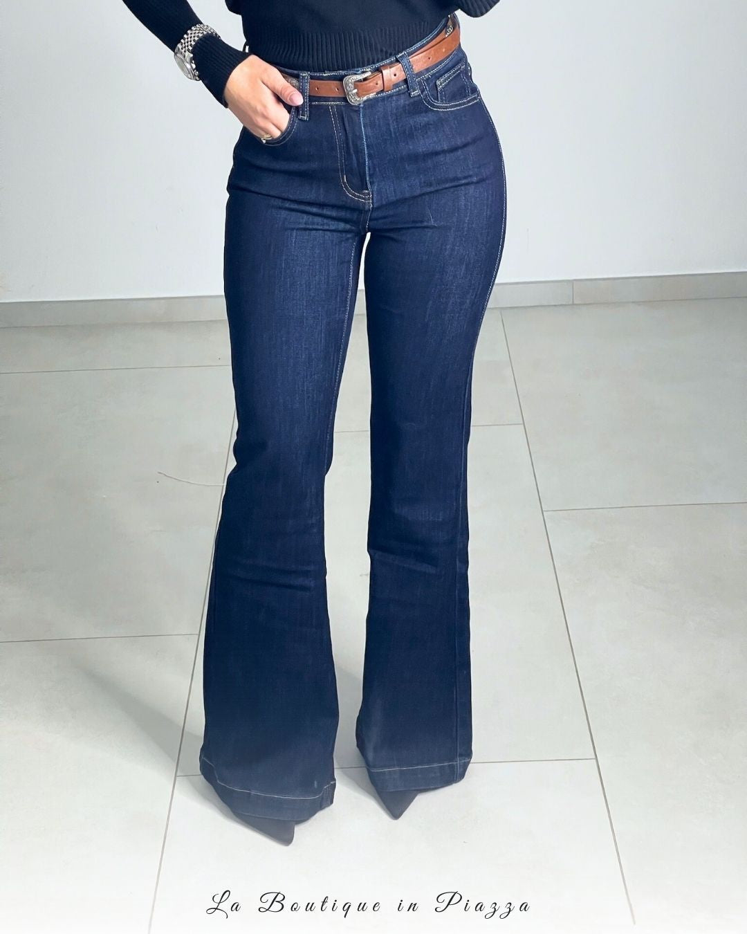 Jeans zampetta denim scuro
